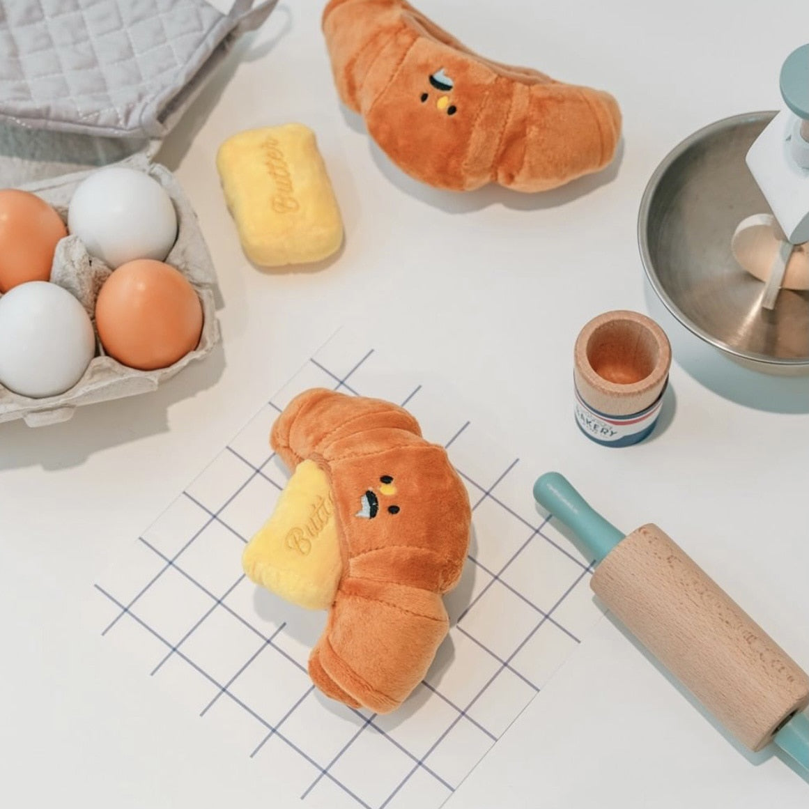 Croissant Butter Interactive Nosework Dog Toy