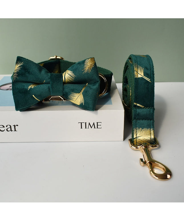 Forest Green Gold Leaves Leash