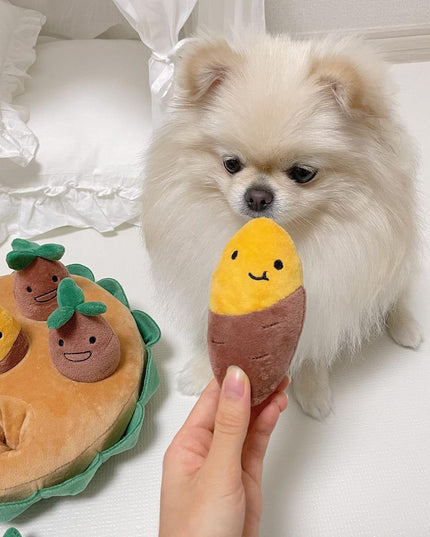Sweet Potato Crop Interactive Dog Toy